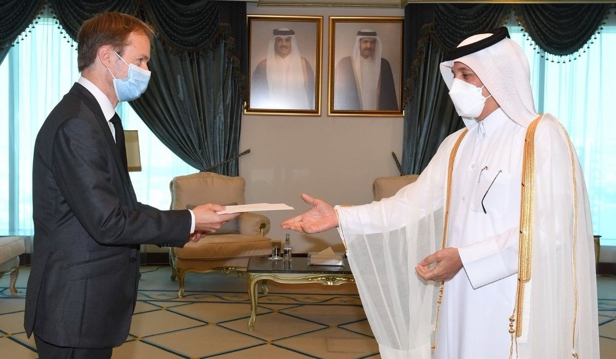 Minister of State for Foreign Affairs receives copy of credentials from France Ambassador